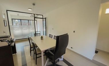 Venta Oficina Local a la calle. Zona La Perla