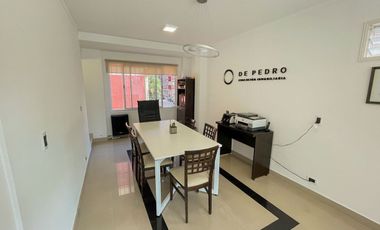 Venta Oficina Local a la calle. Zona La Perla