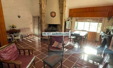 V167.TALA HUASI. IMPONENTE CASA+DPTO s/ CALLE PRINCIPAL