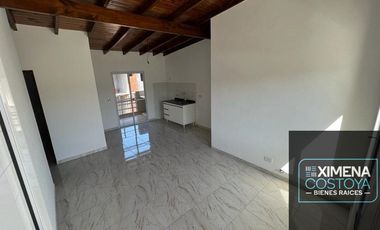 Departamento en venta de 2 dormitorios c/ cochera en Costa Azul