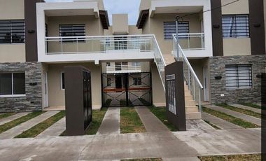 Departamento en venta de 2 dormitorios c/ cochera en Costa Azul
