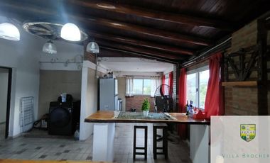 N042SL- Oportunidad! Complejo de 3 unidades con piscina en San Lorenzo