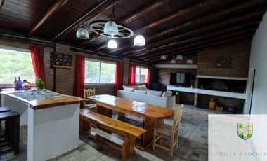 N042SL- Oportunidad! Complejo de 3 unidades con piscina en San Lorenzo