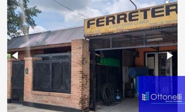 Casa en venta de 2 dormitorios c/ cochera en Berazategui Oeste