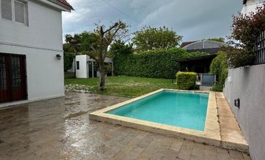 Imporante casa sobre 798m2, en barrio stella maris