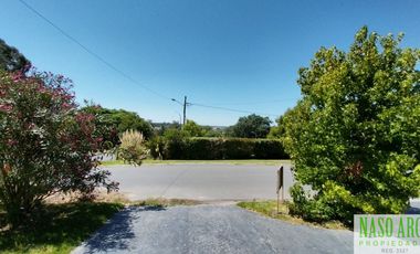 BAJO SU VALOR!! Propiedad de categoría en Sierra de los Padres - Gas natural
