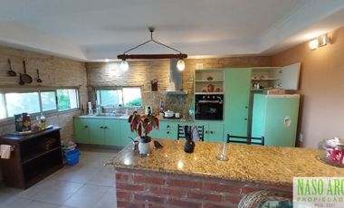 BAJO SU VALOR!! Propiedad de categoría en Sierra de los Padres - Gas natural