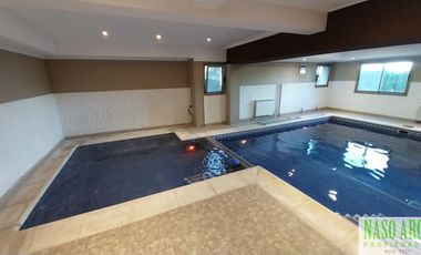 BAJO SU VALOR!! Propiedad de categoría en Sierra de los Padres - Gas natural