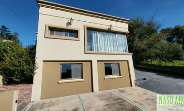 BAJO SU VALOR!! Propiedad de categoría en Sierra de los Padres - Gas natural