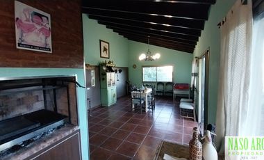 BAJO SU VALOR!! Propiedad de categoría en Sierra de los Padres - Gas natural