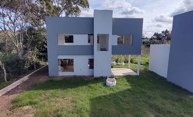 Dúplex en venta de 2 dormitorios en Villa Elisa