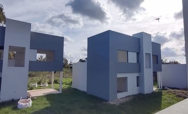 Dúplex en venta de 2 dormitorios en Villa Elisa