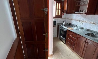 Triplex en venta de 3 dormitorios c/ cochera en San Bernardo