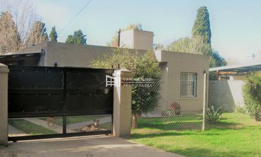 Casa en venta de 2 dormitorios c/ cochera en Belén de Escobar