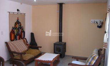 Casa en venta de 2 dormitorios c/ cochera en Belén de Escobar