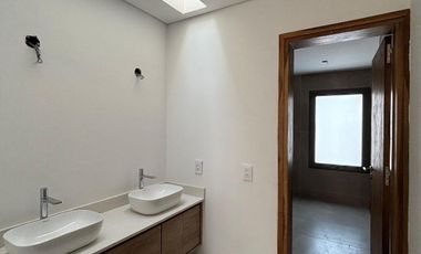 Magnifica casa en venta en Barrio La Vacherie