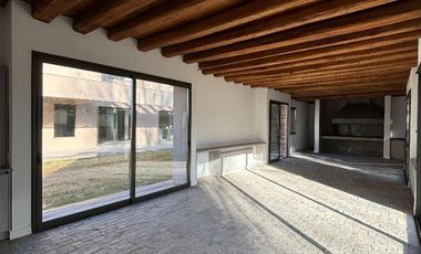 Magnifica casa en venta en Barrio La Vacherie