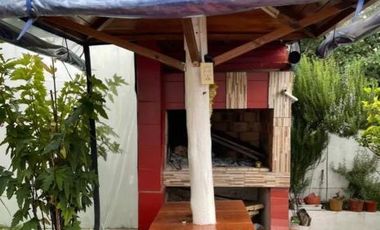 Casa en venta de 2 dormitorios c/ cochera en Berisso