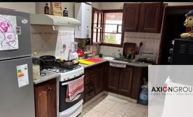 Casa en venta de 2 dormitorios c/ cochera en Berisso