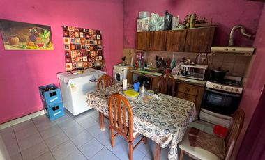 Casa en venta de 4 dormitorios c/ cochera en Los Polvorines