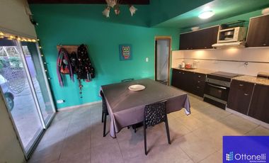 Casa en venta de 2 dormitorios c/ cochera en San Bernardo