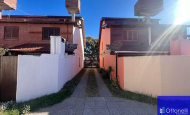 Dúplex en venta de 3 dormitorios c/ cochera en Costa Azul