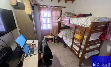 Dúplex en venta de 3 dormitorios c/ cochera en Costa Azul