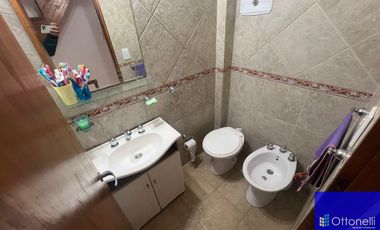 Dúplex en venta de 3 dormitorios c/ cochera en Costa Azul