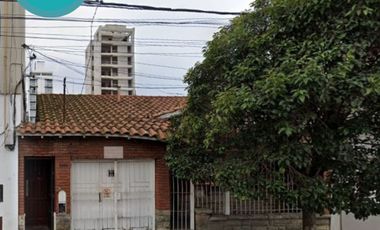 VENTA. OPORTUNIDAD DE INVERSION. LOTE 374m2 ROCA Y AV, INDEPENDENCIA.