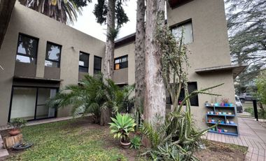 Chalet en alquiler de 3 dormitorios c/ cochera en San Miguel