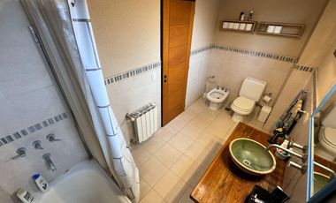 Chalet en alquiler de 3 dormitorios c/ cochera en San Miguel