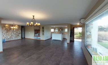 Chalet panorámico con gas natural en Sierra de los Padres