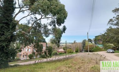 Lote en venta en Sierra de los Padres con vista al campo y 750 m² en esquina