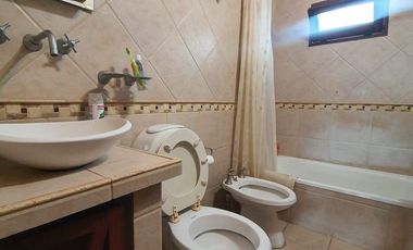 Casa en venta de 5 dormitorios c/ cochera en Otros Barrios