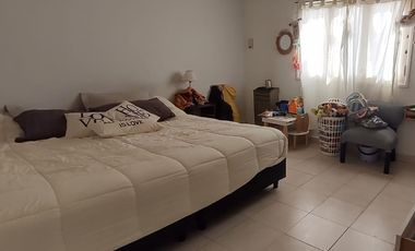 VENTA. CASA 3 AMBIENTES. MARIO LASTRA Y RIO NEGRO. COMANDANTE NICANOR OTAMENDI
