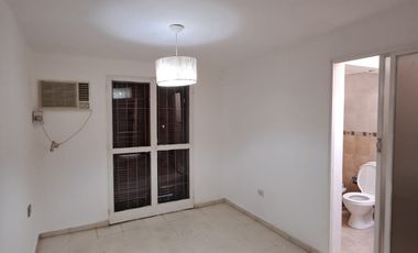 CASA DE 3 DORMITORIOS, PATIO, PILETA Y COCHERA