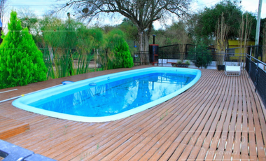 Complejo de 6 cabañas con parque y piscina, Colón.