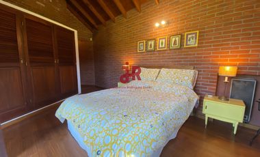 CODIGO 707 - CASA EN ALQUILER TEMPORARIO - ZONA GOLF -  PINAMAR - 4 HABITACIONES