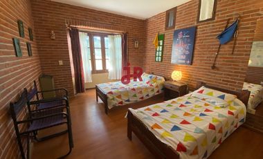 CODIGO 707 - CASA EN ALQUILER TEMPORARIO - ZONA GOLF -  PINAMAR - 4 HABITACIONES