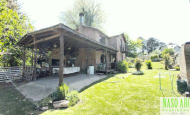 Dos unidades en venta en Sierra de los Padres - Gas natural a conectar en breve