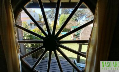 Dos unidades en venta en Sierra de los Padres - Gas natural a conectar en breve