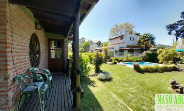 Dos unidades en venta en Sierra de los Padres - Gas natural a conectar en breve