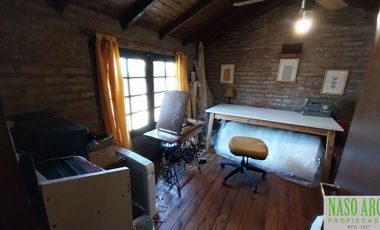 Dos unidades en venta en Sierra de los Padres - Gas natural a conectar en breve