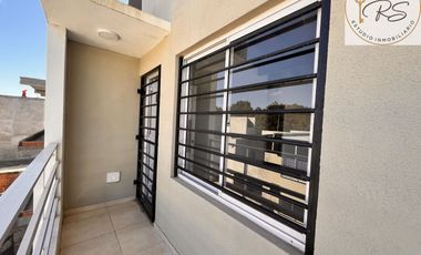 Departamento en venta de 3 ambientes c/ cochera en San Bernardo