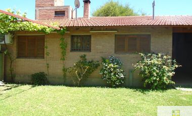 00071 Casa en alquiler temporario de 2 dormitorios p/ 6 Villa Cura Brochero