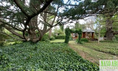 CABAÑA CON QUINCHO APTA CREDITO EN VENTA EN SIERRA DE LOS PADRES. GAS NATURAL