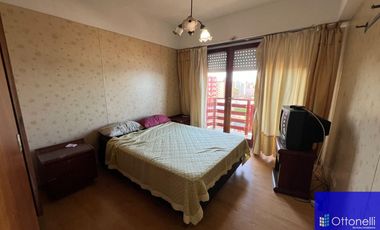 Departamento en venta de 3 dormitorios c/ cochera en San Bernardo