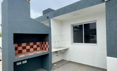 PH en venta de 3 ambientes c/ cochera en Nueva Atlantis