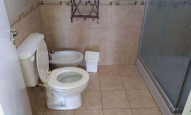 Casa en venta de 3 dormitorios c/ cochera en Los Acantilados