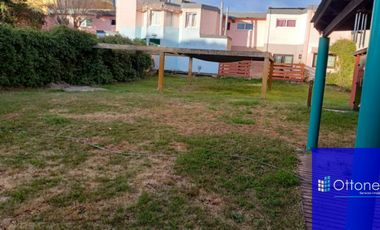 Casa en venta de 2 dormitorios c/ cochera en Costa Azul